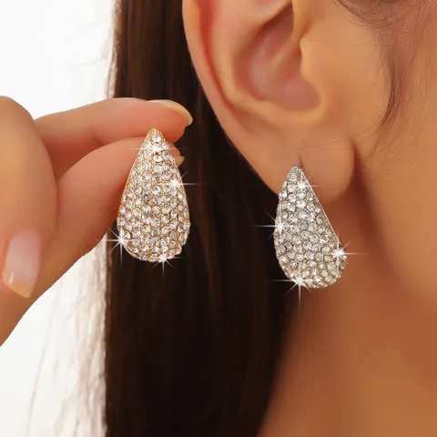 Aretes Gota con Incrustaciones Circón