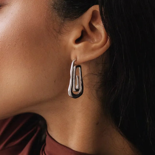 Aretes Plateados Espiral