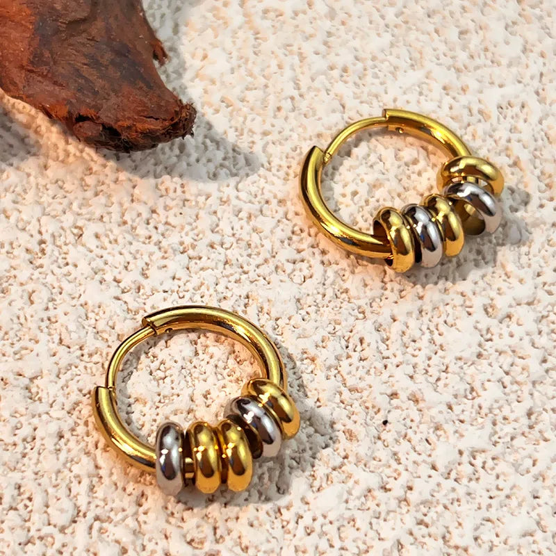 Aretes Dorados con Arracadas Bicolor