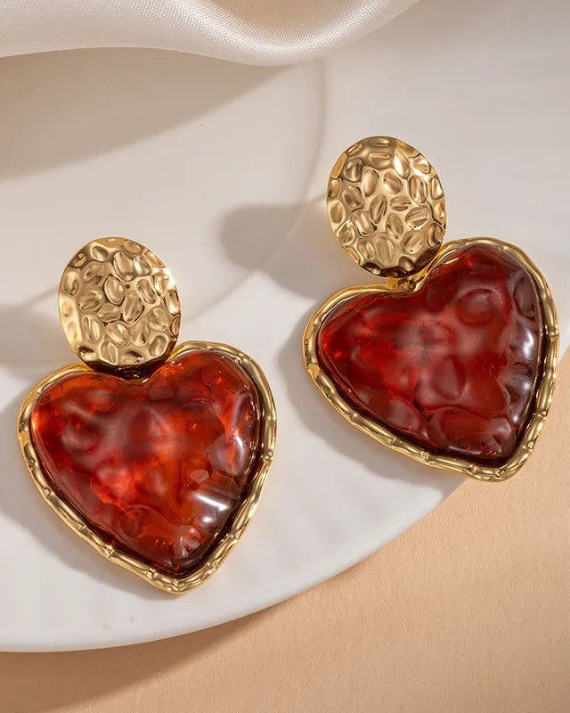 Aretes Dorados Amartillados Corazón Ámbar