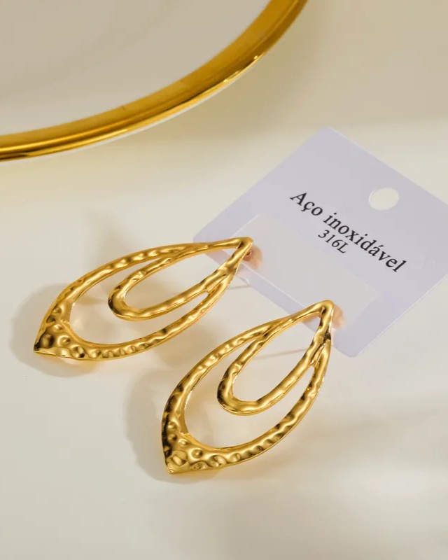 Aretes Dorados Doble Gota Amartillados