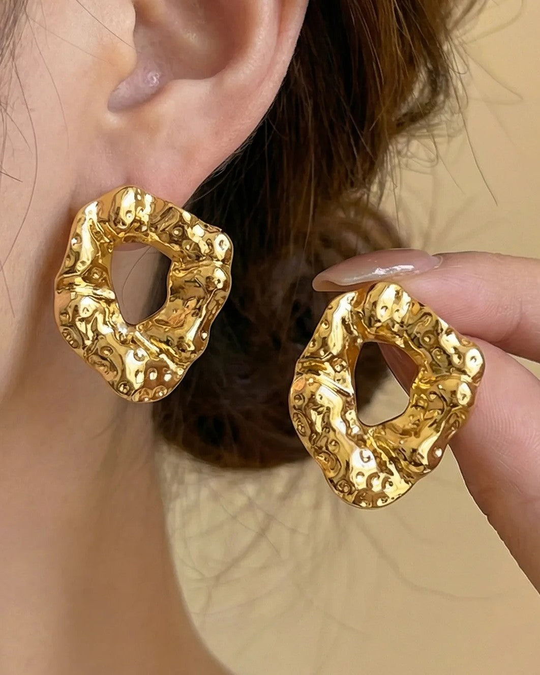Aretes Dorados Amartillados