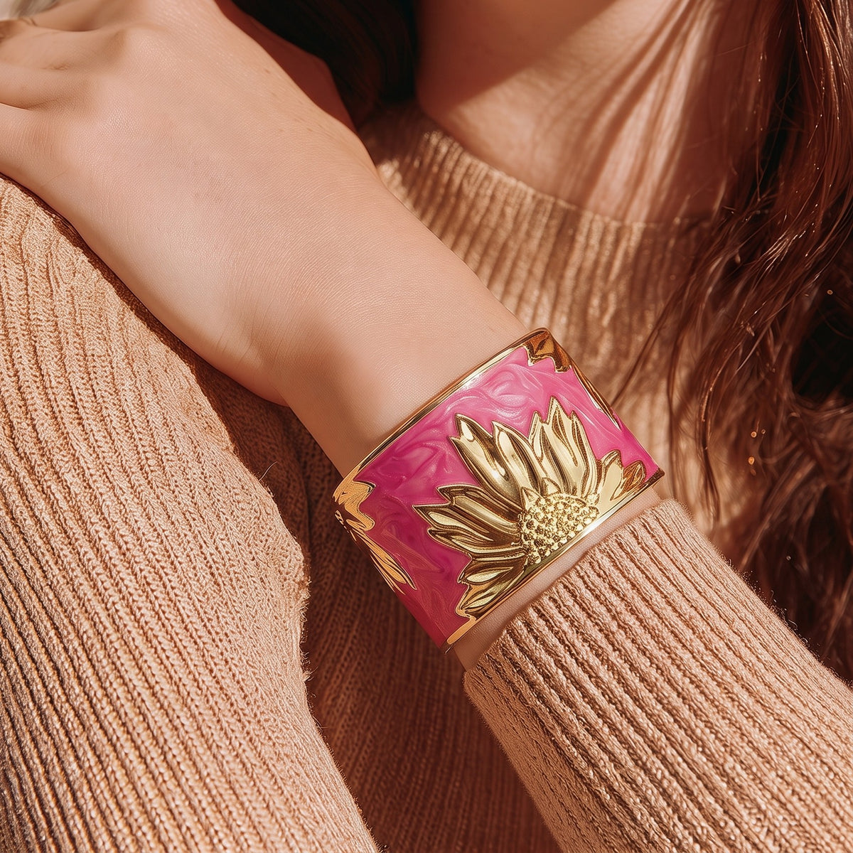 Brazalete Artesal Acero Esmaltado Rosado Patrón Girasol