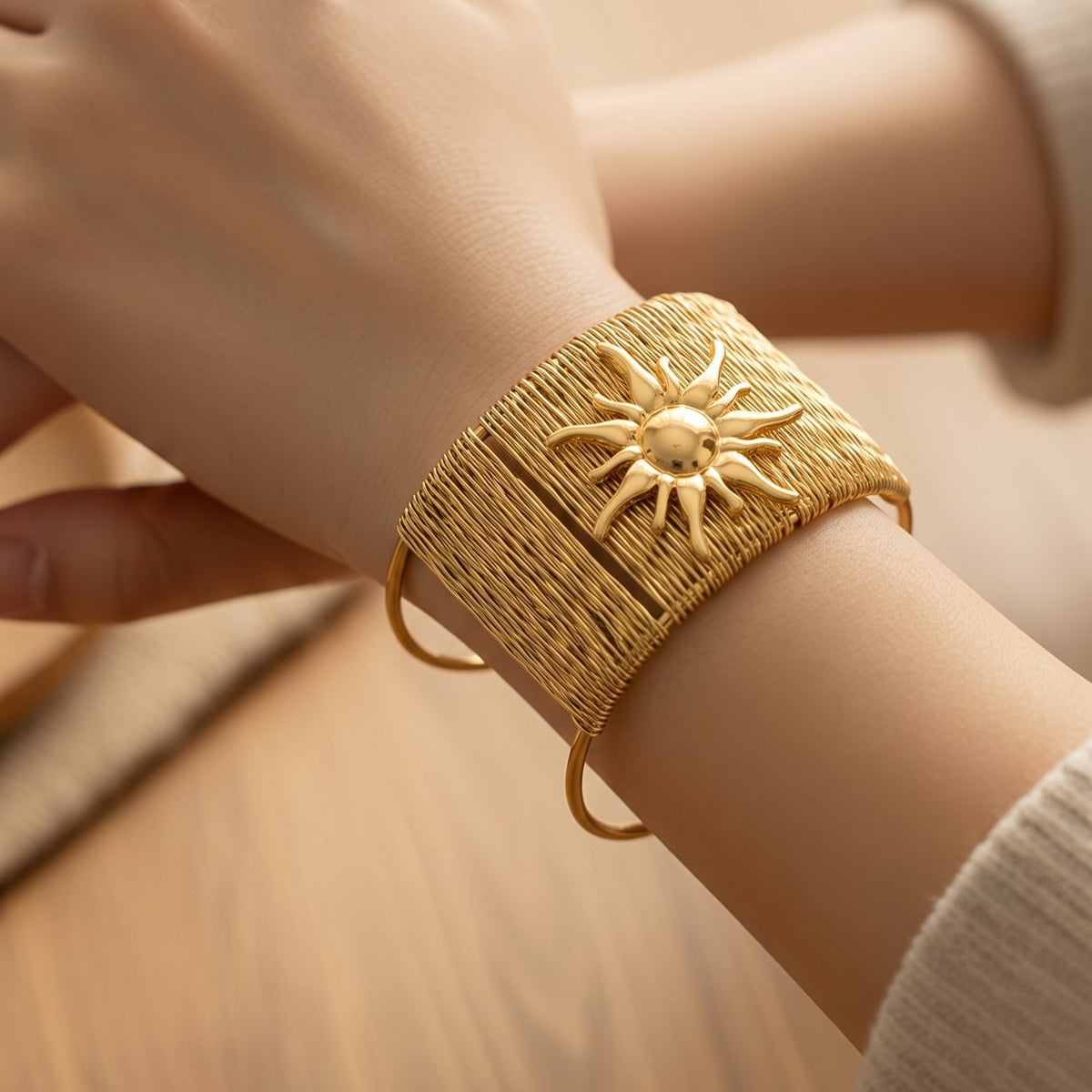 Brazalete Acero Alambrado Diseño Sol