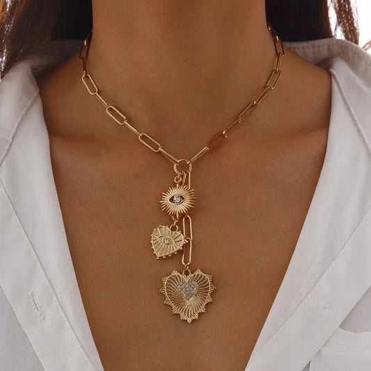 Collar Dorado Corazones