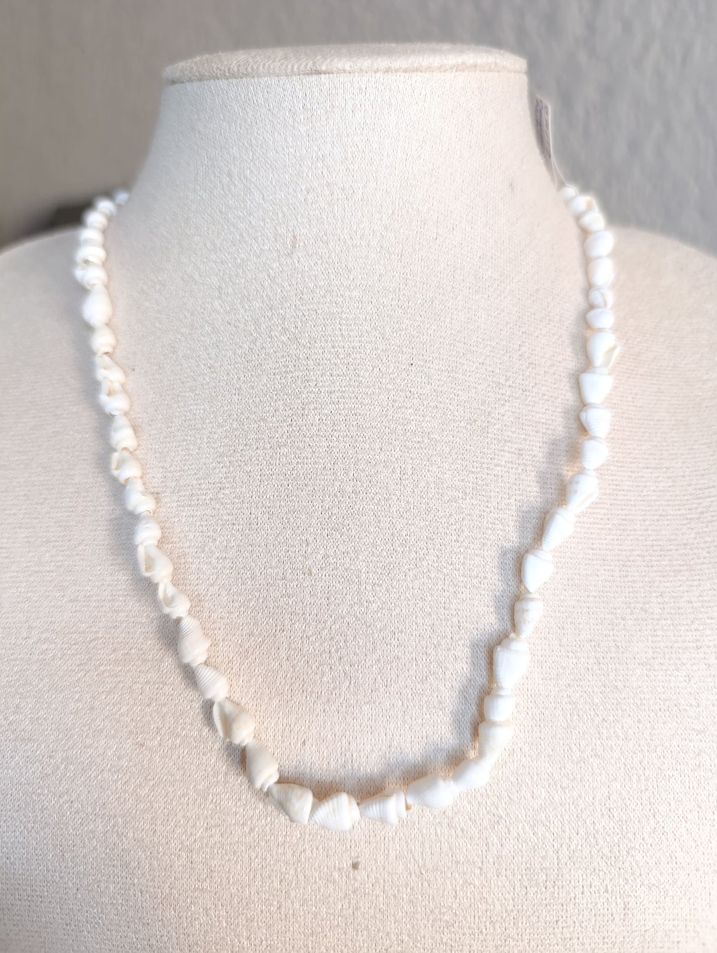 Collar Caracoles Blancos