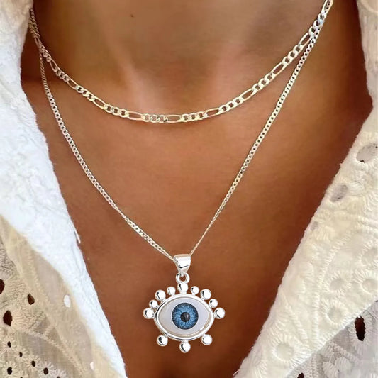 Collar Plateado Doble Dije Ojo Turco