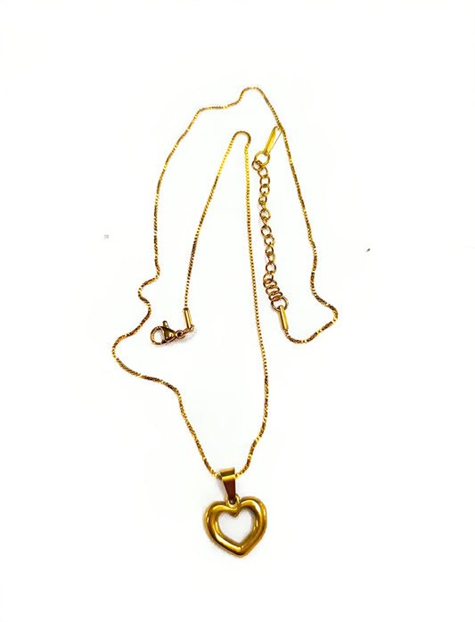 Collar Cadena Dorada Corazón Silueta