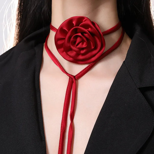 Collar Tela Flor Roja