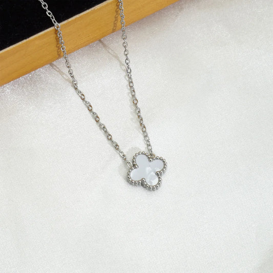 Collar Cadena Plateada Dije Trébol 4 Hojas Madre Perla Blanca