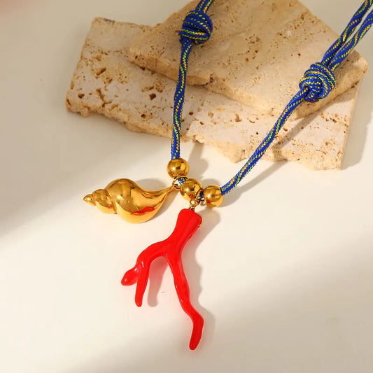 Collar Cordón Azul Dijes Coral y Caracol