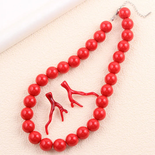 Collar Cuencas Rojas y  Aretes Coral