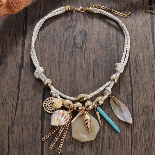 Collar Doble Cordón Cuencas Doradas Dijes Marinos