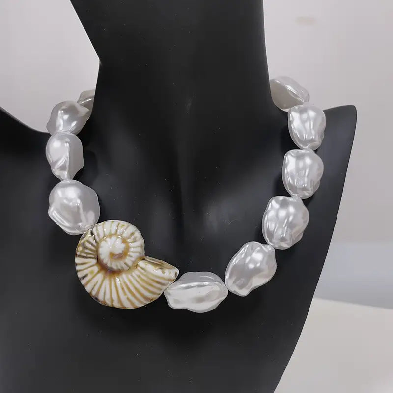 Collar Boho Cuencas Perlas Blancas Dije Caracol