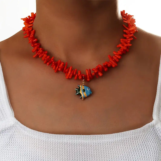 Collar Coral Naranja Dije Pez Azul