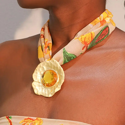 Collar Paliacate Tonos Rosados Ronda Circular Dorada