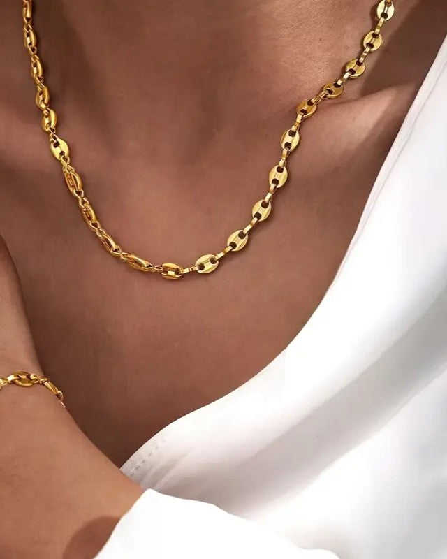 Collar Dorado Trompa de Cochino