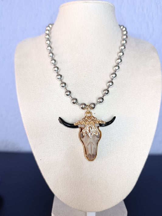 Collar Balines 8 mm Plateado Cabeza de Toro