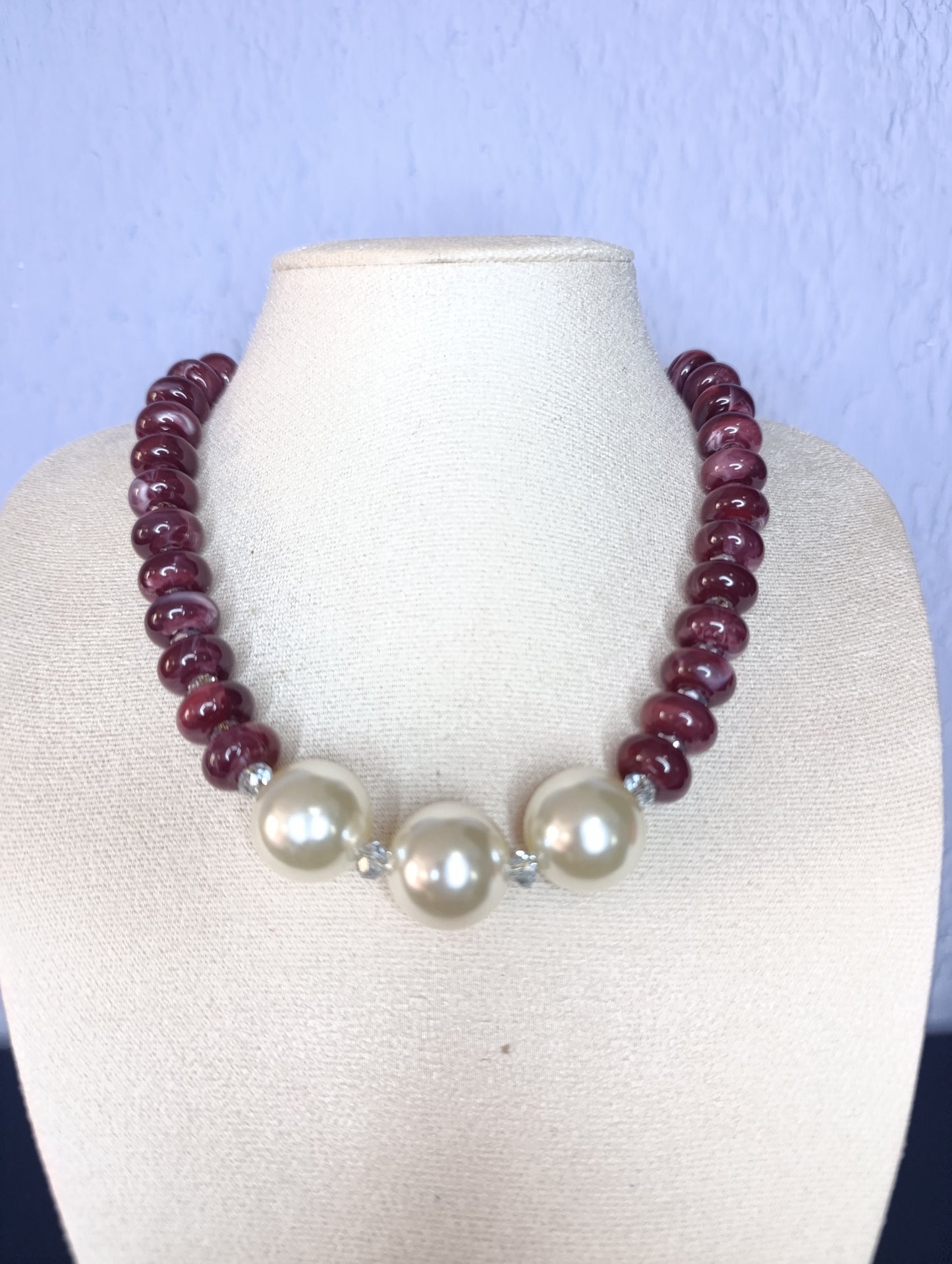 Collar Cuencas Vino y Perlas Champagne