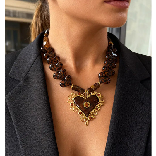 Collar Corazones Resina y Dije Corazón