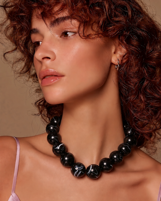 Collar Cuencas Vilma Negras 24 mm