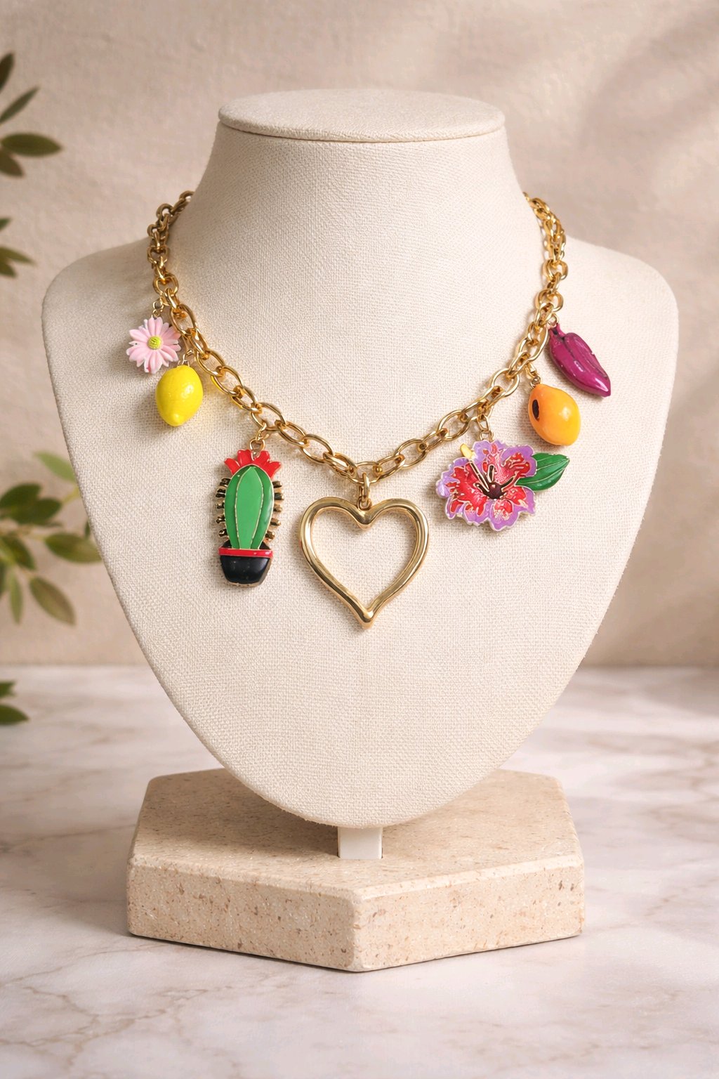 Collar Cadena Eslabón Dorado Dijes Varios Corazón Hueco Dorado
