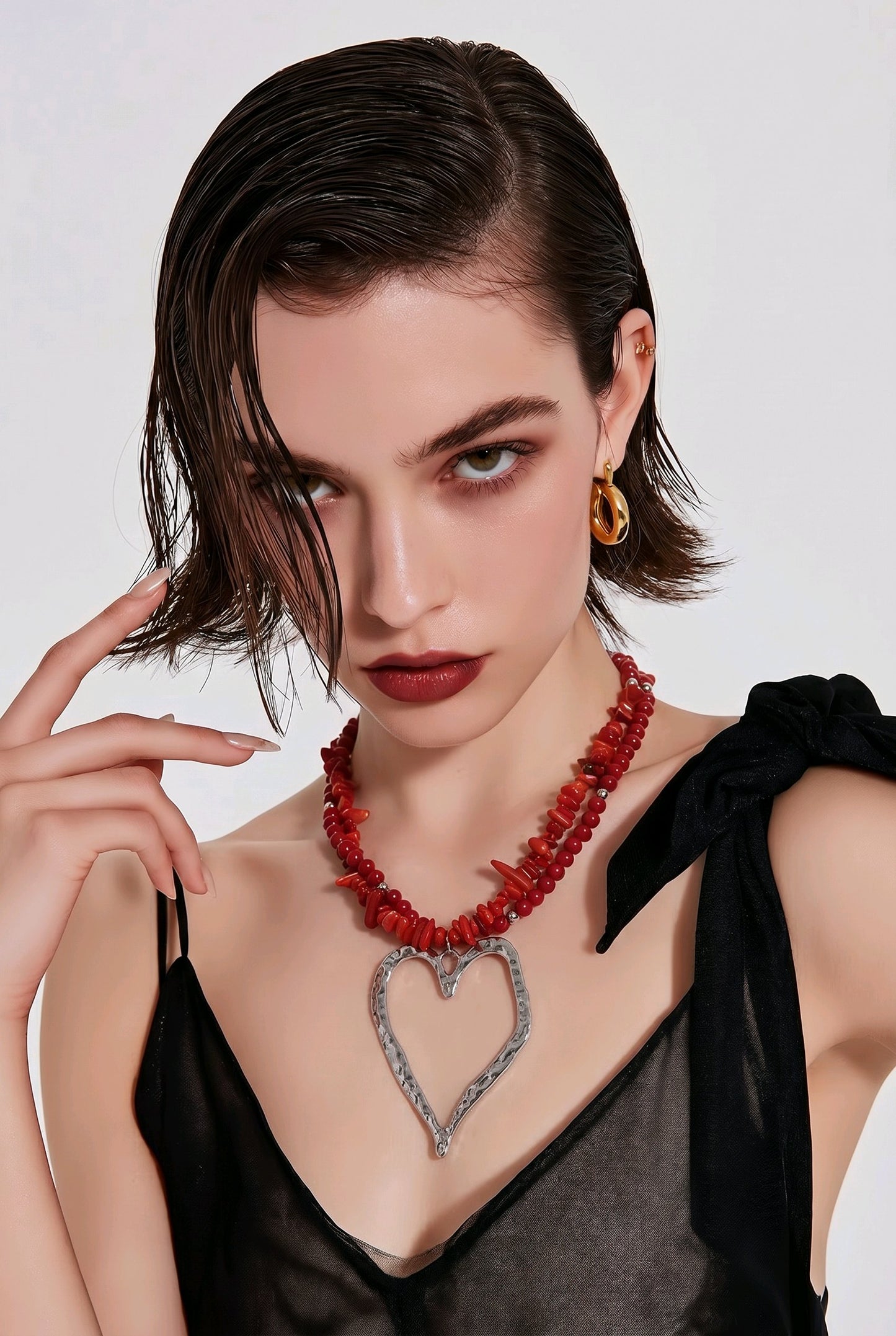Collar Doble Rojo Dije Corazón Plateado | Joyería Mágica