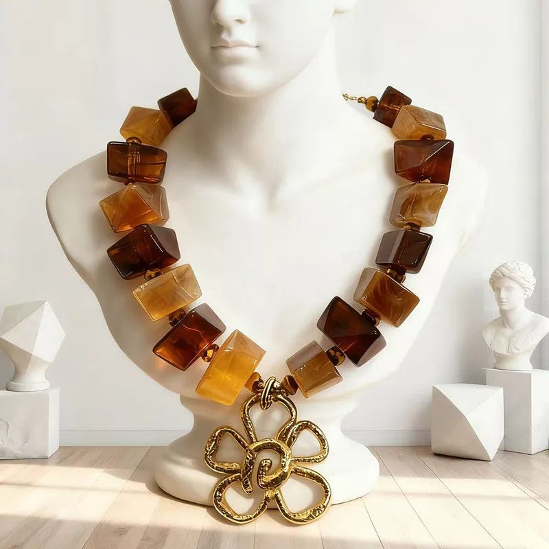 Collar Cuencas Irregulares Ámbar Dije Flor