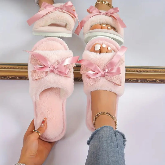 Pantufla Peluche y Moño Rosa