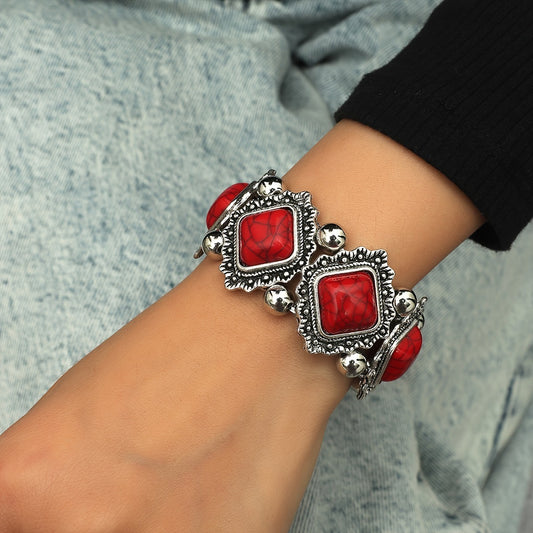 Pulsera Plateada Étnica Rondas Rombos Rojos