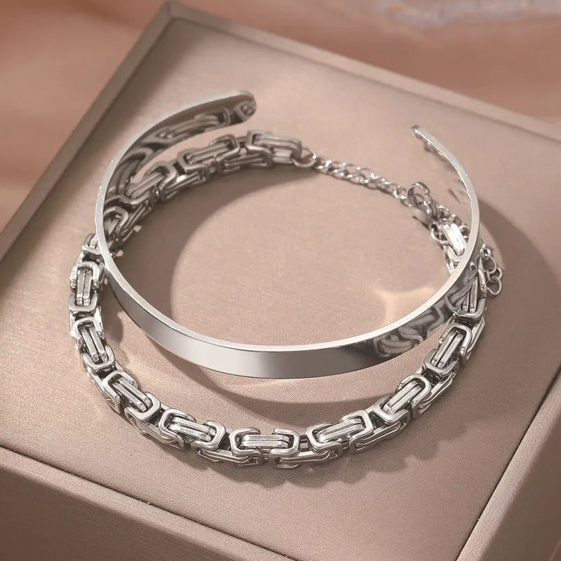 Pulsera Plateada Rígida