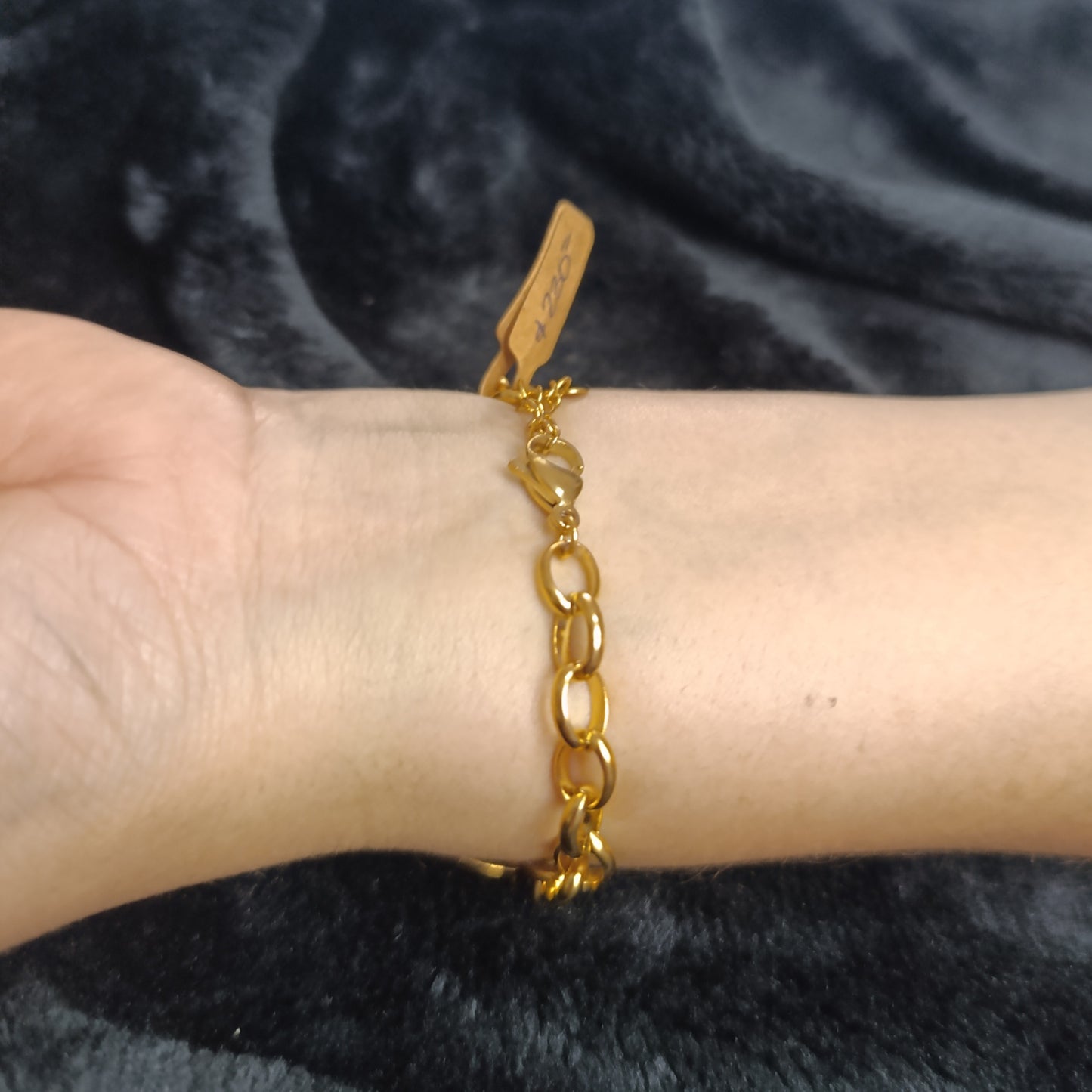 Pulsera Cadena y Elipse Divergente Dorada