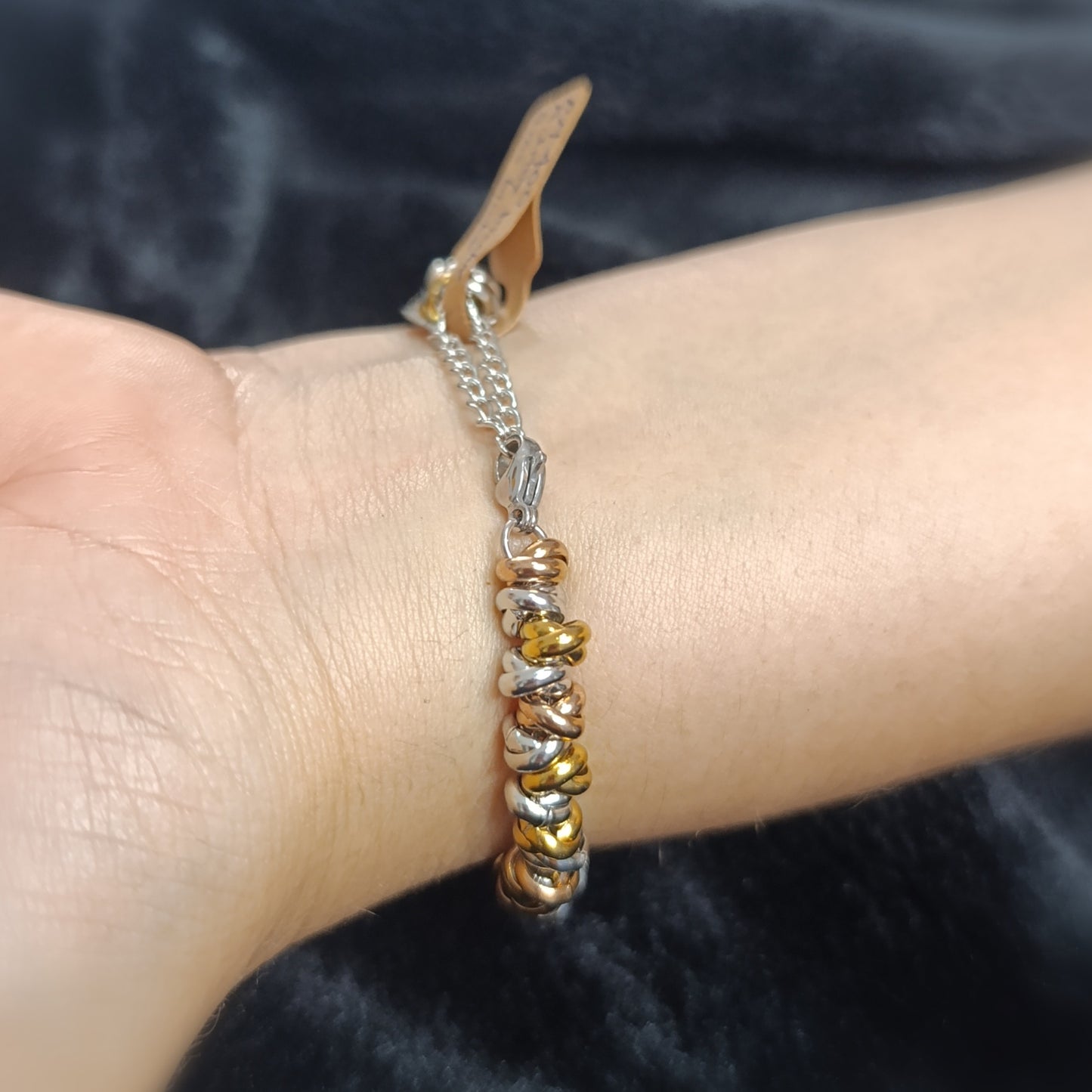 Pulsera Plateada Geométrica Cuencas Bicolor