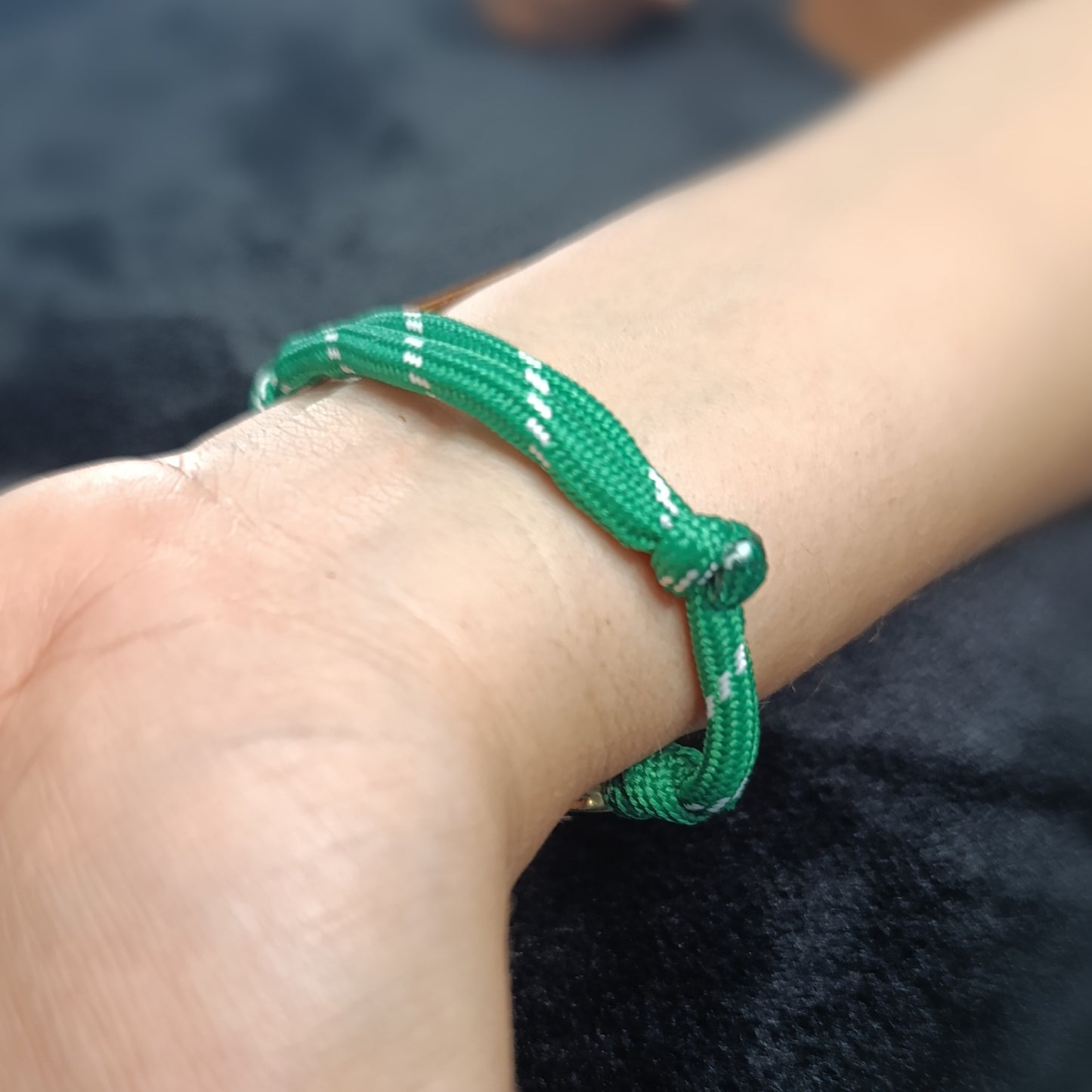 Pulsera Cordón Verde Dijes Corazón y Fé