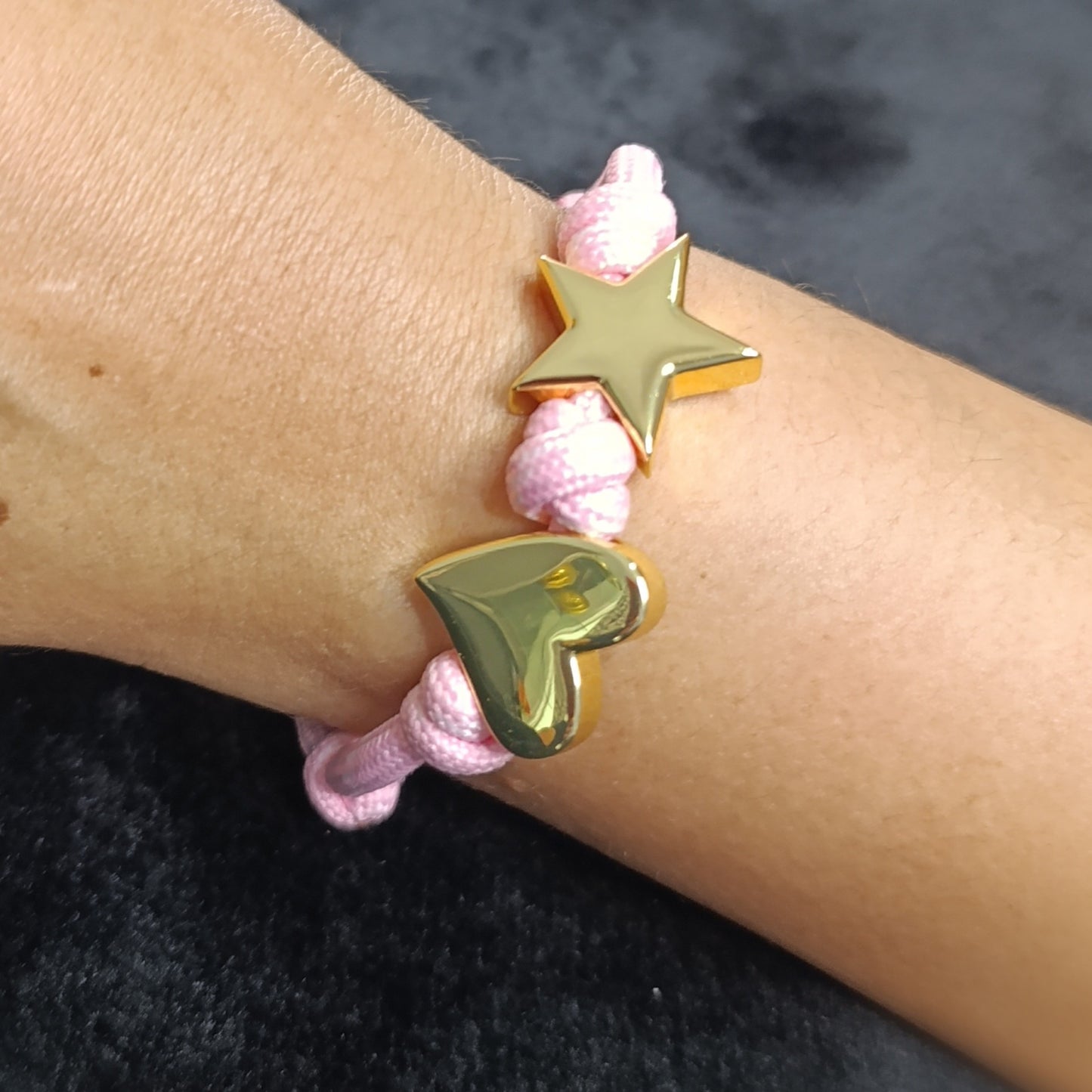 Pulsera Cordón Rosa Dije Corazón y Estrella