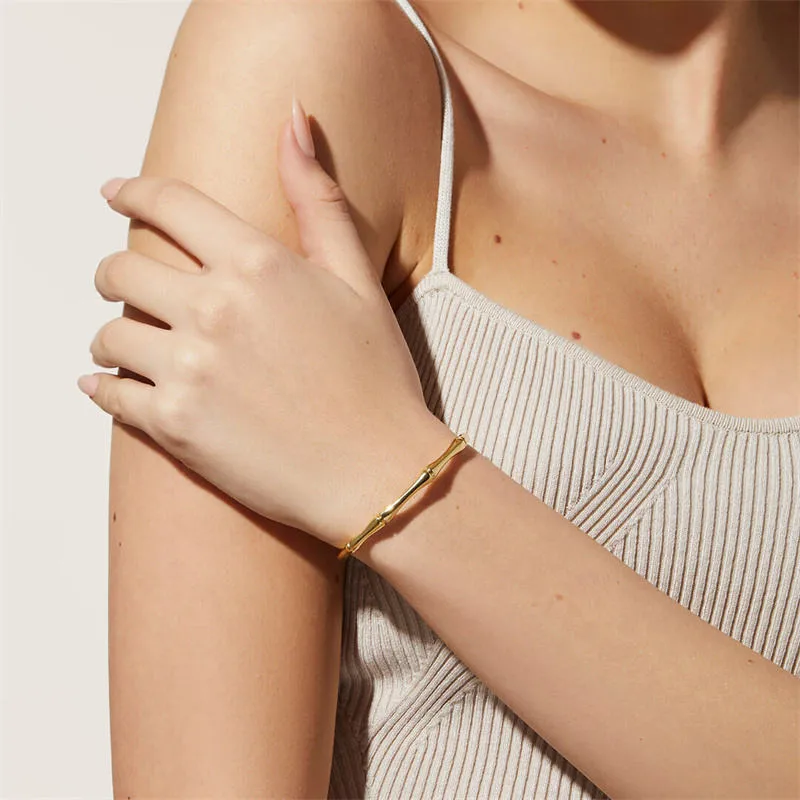 Pulsera Dorada Tipo Pulso Huesos