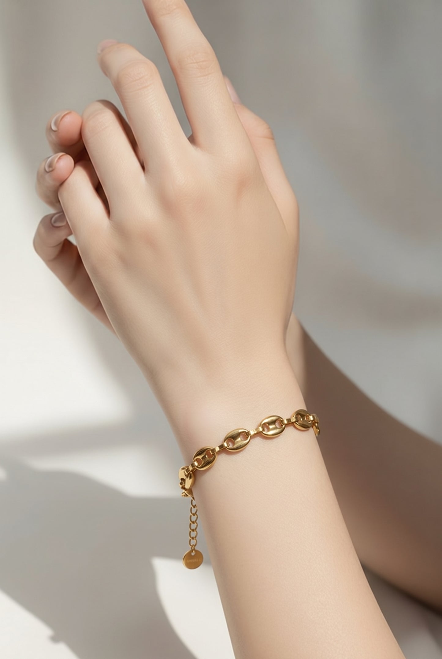 Pulsera Dorada Trompra de Cochino