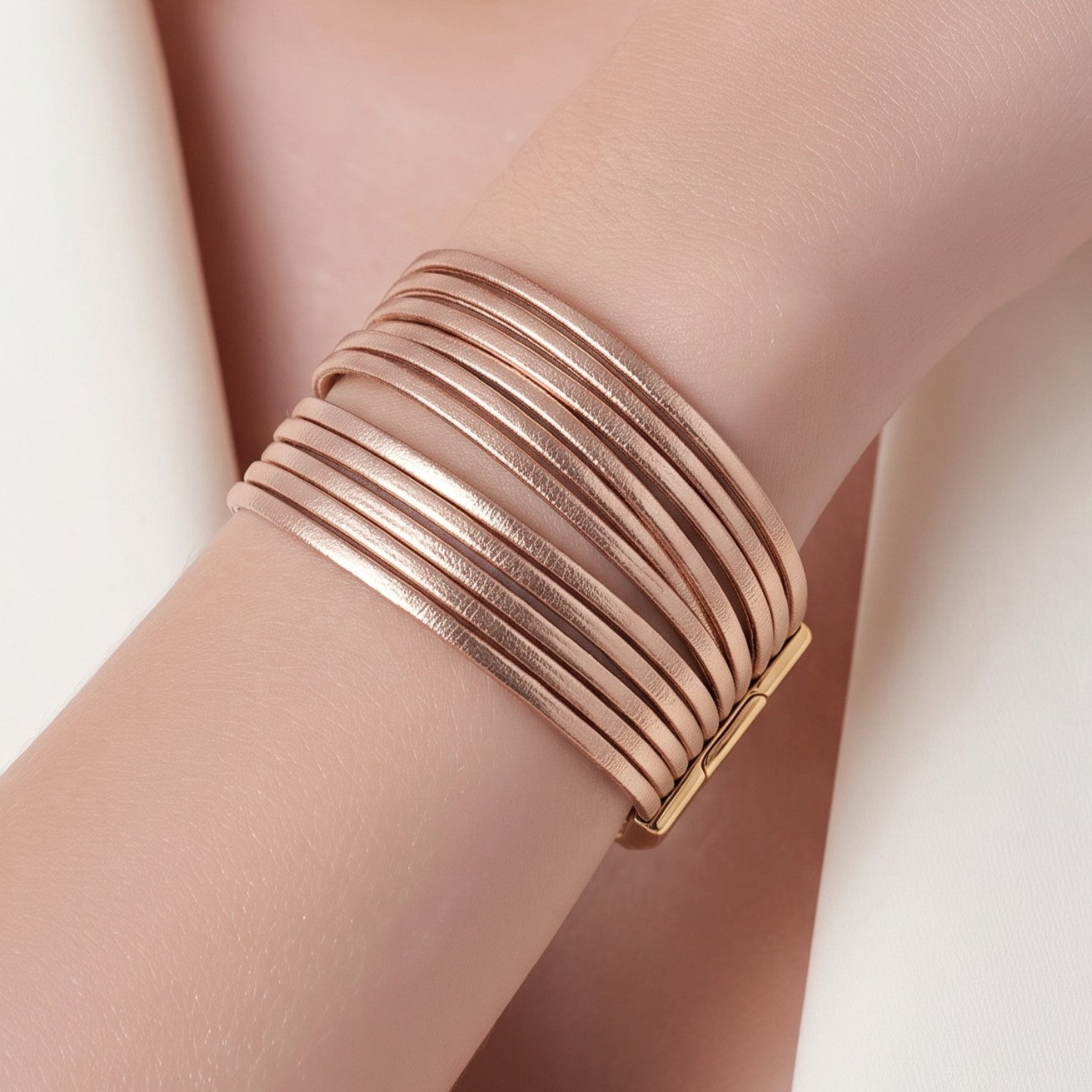 Pulsera Piel Sintética Oro Champán